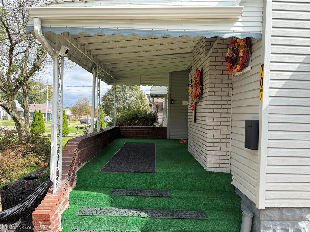 707 Cambridge Avenue