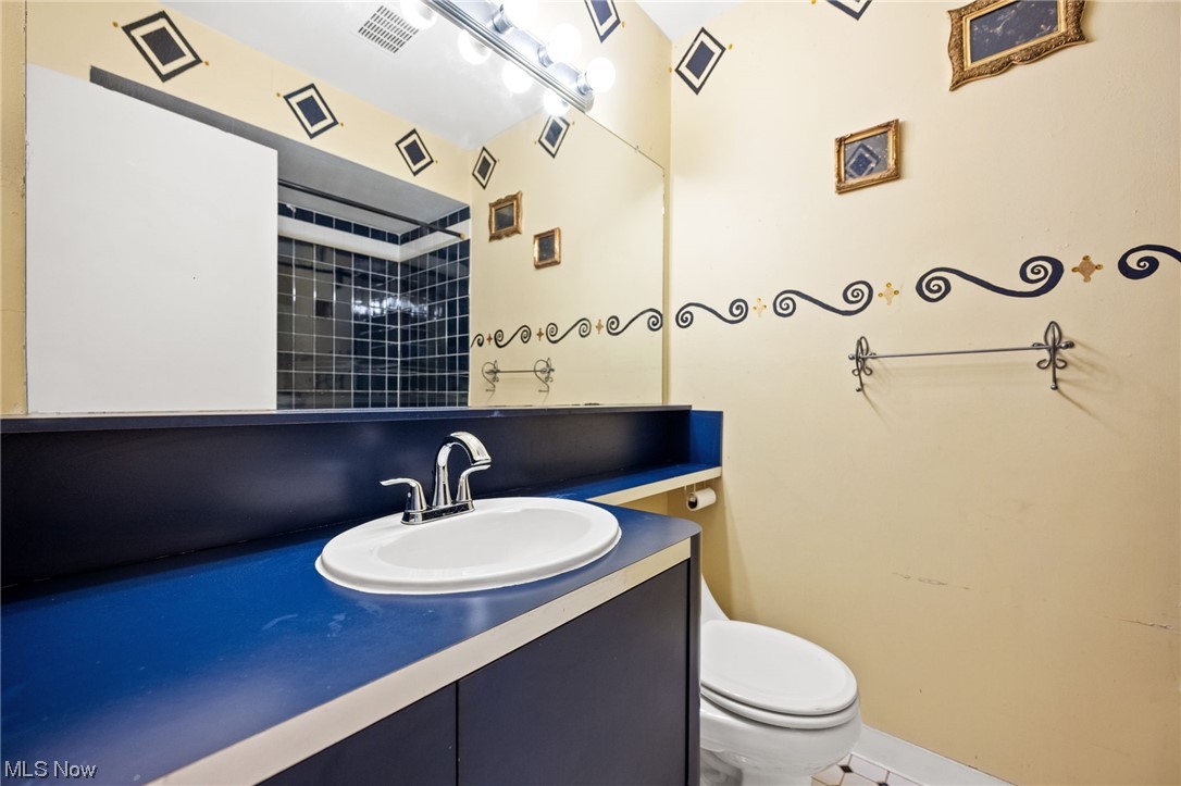 Gates Mills Blvd Estates - Residential