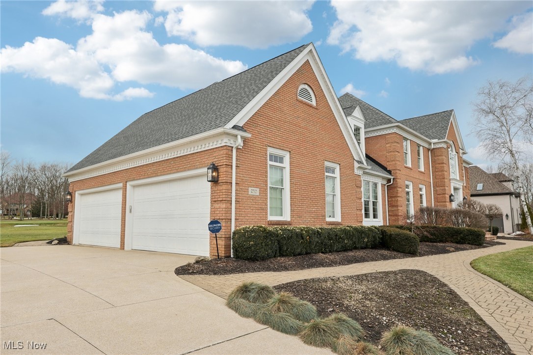 270 Camden Lane, Aurora, Ohio image 2