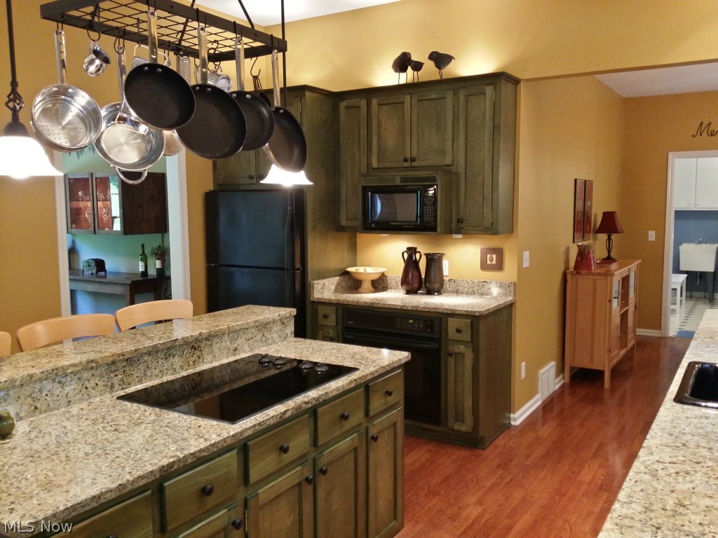 Walnut Trace - Residential