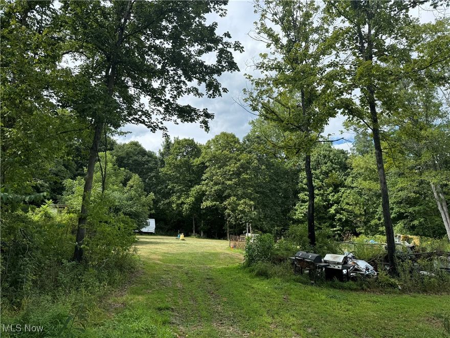 Don't miss your opportunity to see this beautiful property located nearby the Colliers Sportmans Club! With 2 parcels totaling over 5 acres, it's a hunter's paradise and a perfect location to build your dream home!!
*The main road was recently asphalted!