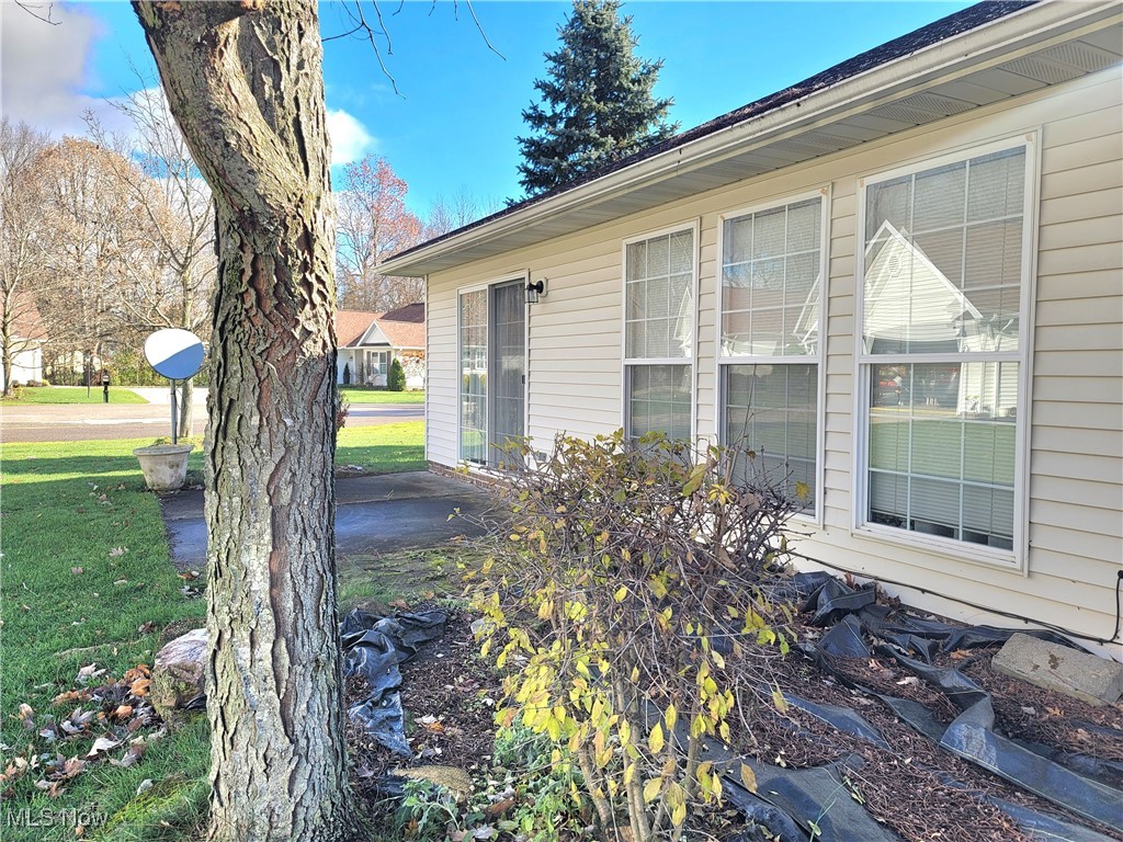 Aurora Shores - Residential