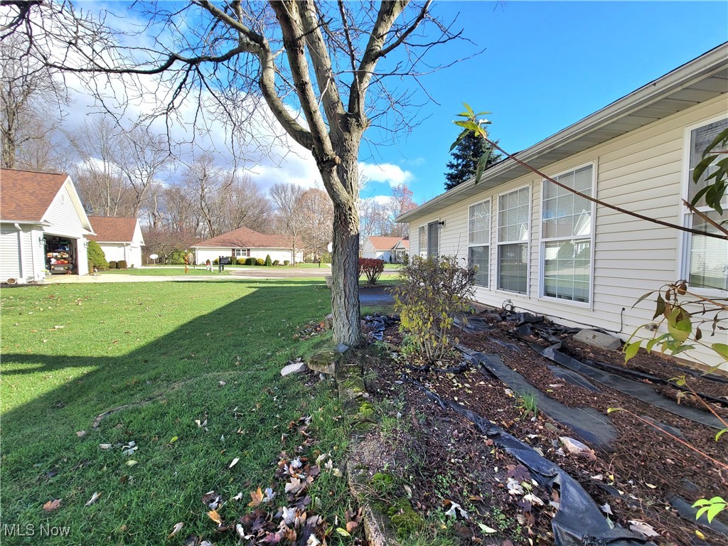 Aurora Shores - Residential