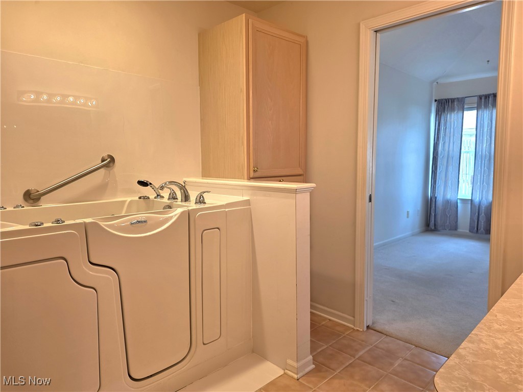 Aurora Shores - Residential