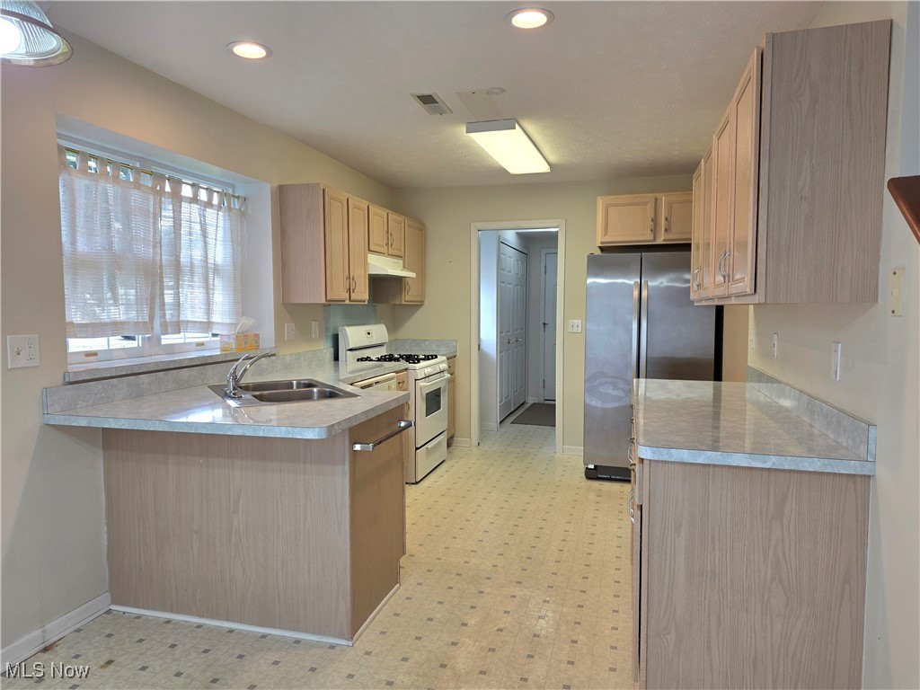 Aurora Shores - Residential