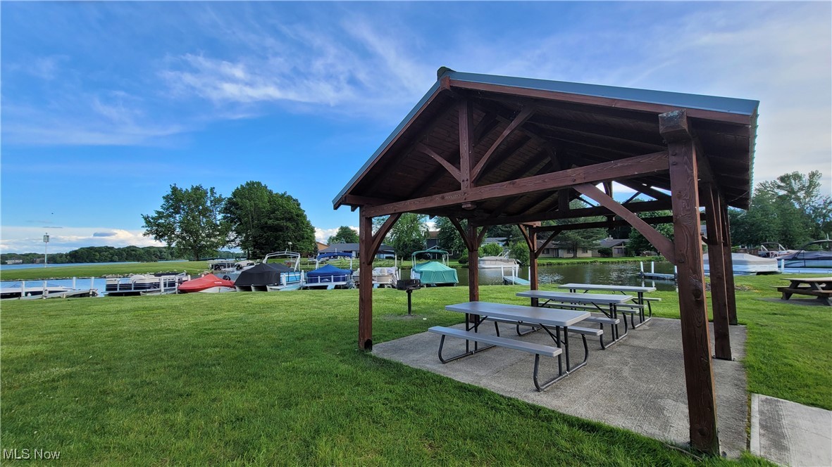 Aurora Shores - Residential