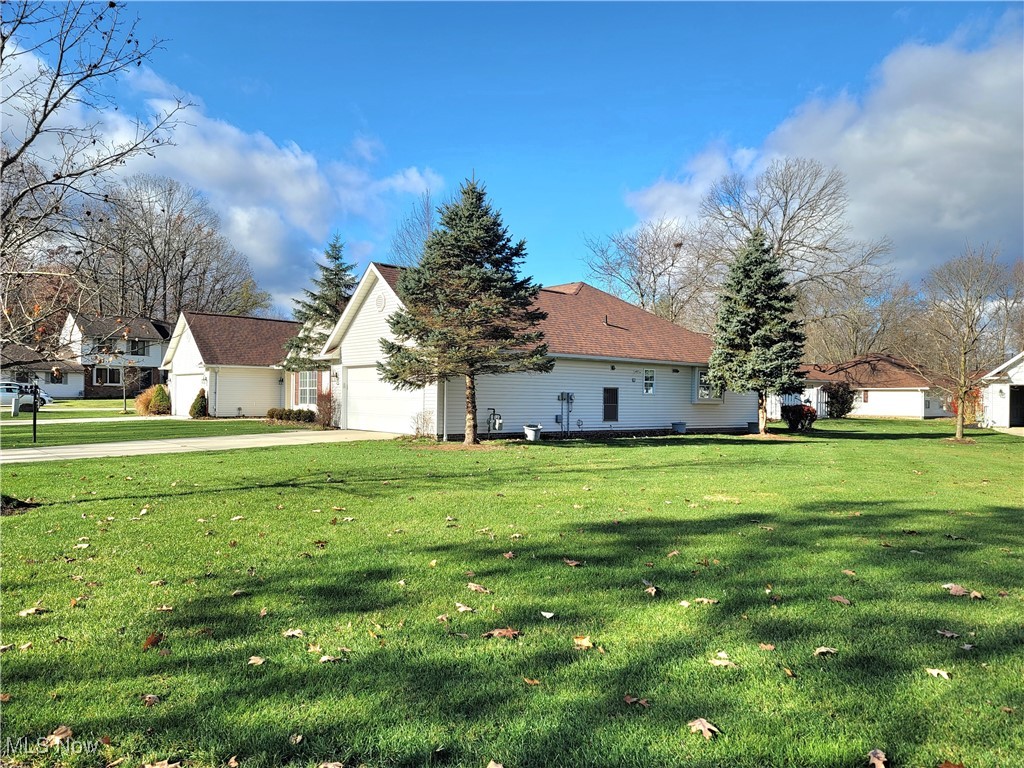 Aurora Shores - Residential