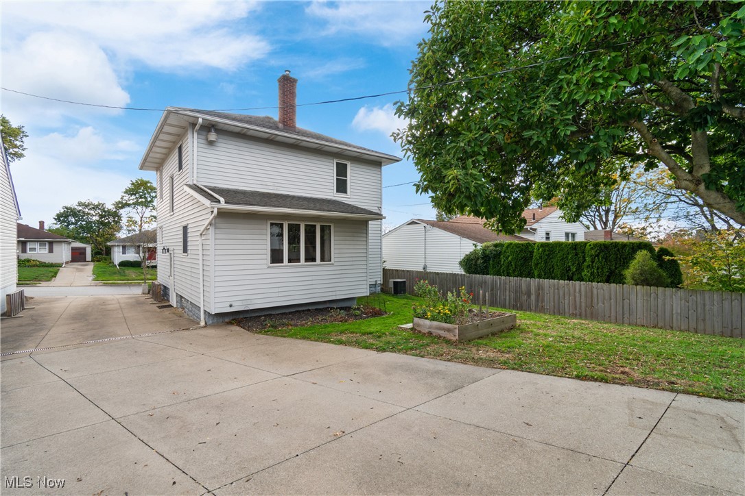 BEVERLY PK LOT 426 - Residential