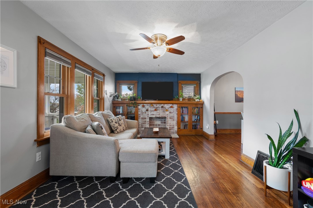 BEVERLY PK LOT 426 - Residential