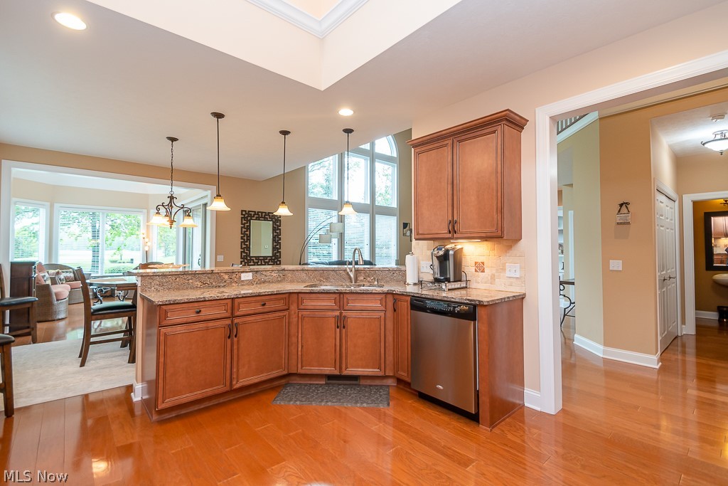 Legacy Pointe 05 Condos - Residential