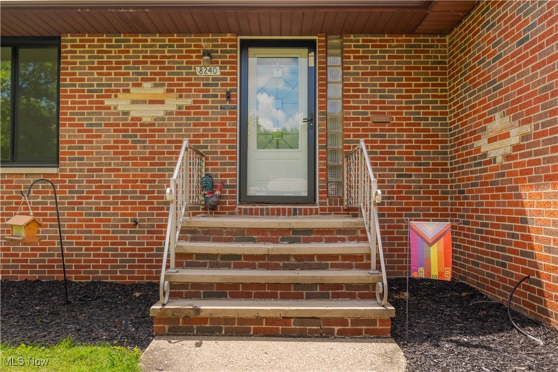 8240 Craig Lane