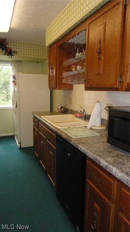 Whispering Heights Condo - Residential