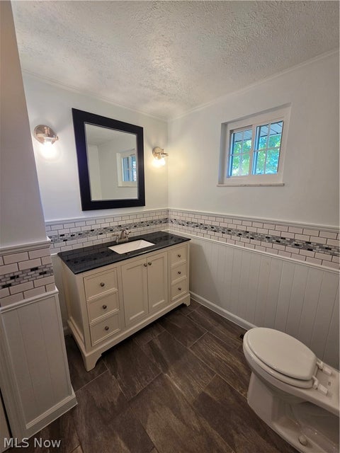 Tiny photo for 25 Crystal Avenue, Williamstown, WV 26187 (MLS # 5254823)