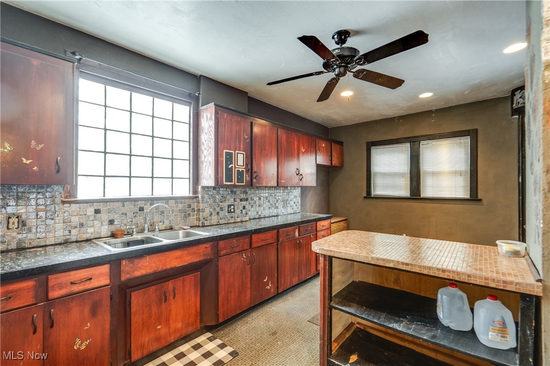 Mcnamaras Shannonside - Residential