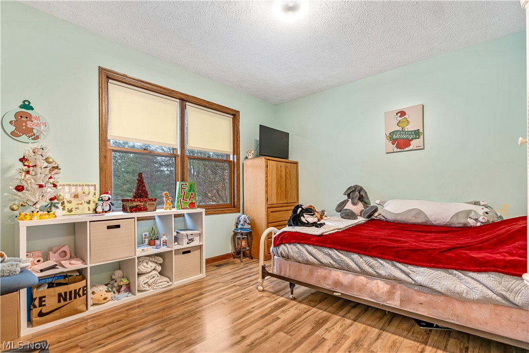 Deb San Nic Acres - Residential