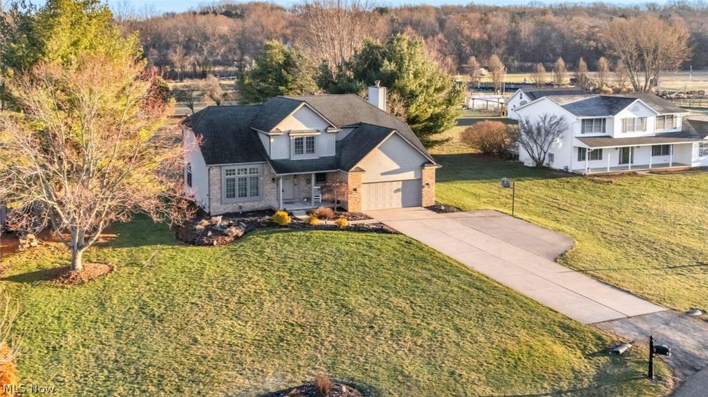 Photo of 2543 Shadow Lane, Clinton, OH 44216 (MLS # 5192625)