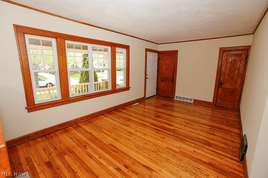 S H Kleinman Realty Cos Utopi - Residential