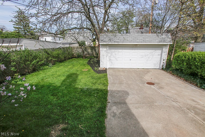 S H Kleinman Realty Cos Utopi - Residential