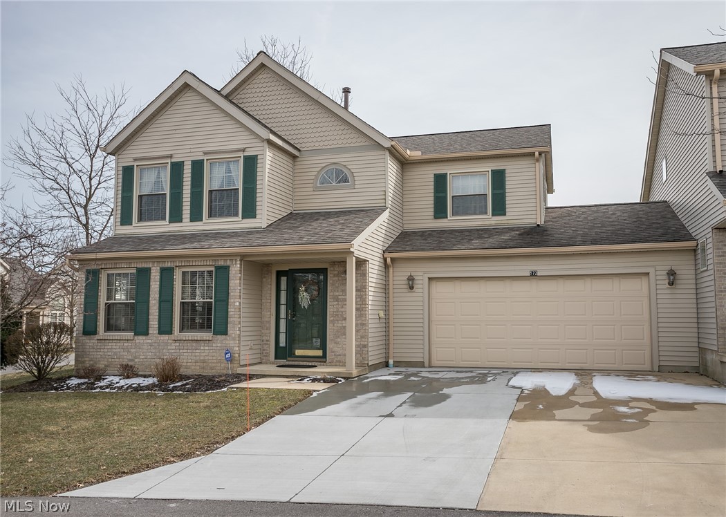 Welcome home to this well kept condo located in Stow! This home features 3 bedrooms and 2 and a half bathrooms. Updates include Furnace and A/C in 2015, all new Pella Windows and screens in 2015, new kitchen faucet and shower head in 2017, and entire first floor painted in 2017 as well upstairs hallway. The beautiful wood flooring in the first floor leads you to the kitchen with stainless steel appliances, Corian countertops, and glass backsplash tiles. The master bedroom will amaze you with vaulted ceilings and two master closets. Located off of Steels Corner in Stow, it is close to Route 8 and downtown Cuyahoga Falls.