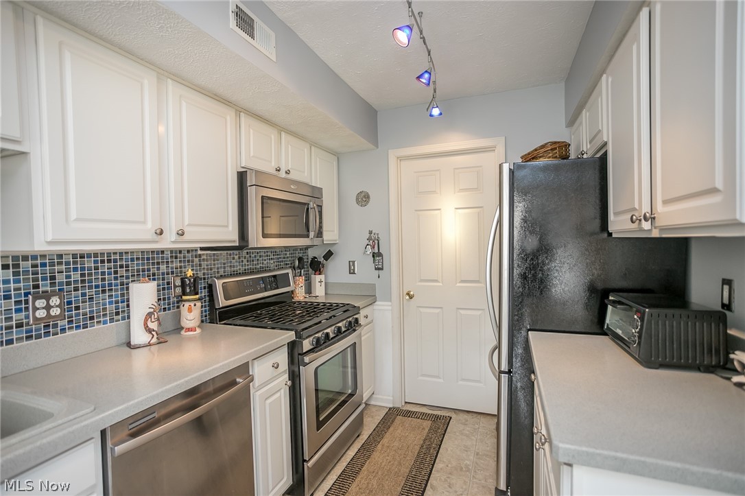 Edgebrook Condo - Residential