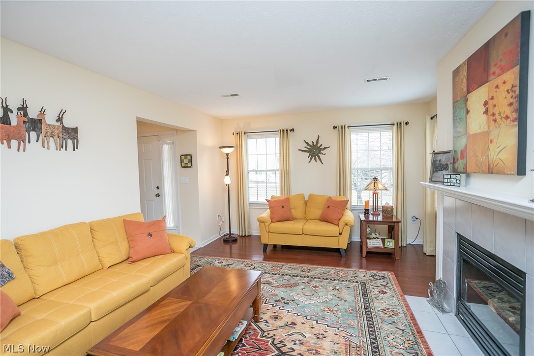 Edgebrook Condo - Residential