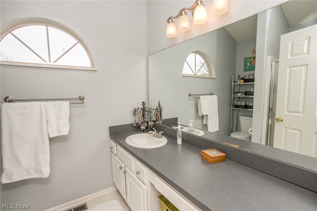 Edgebrook Condo - Residential