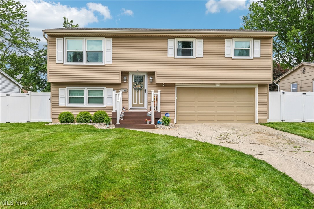 1842 Woodlawn Avenue, Youngstown, Ohio image 1