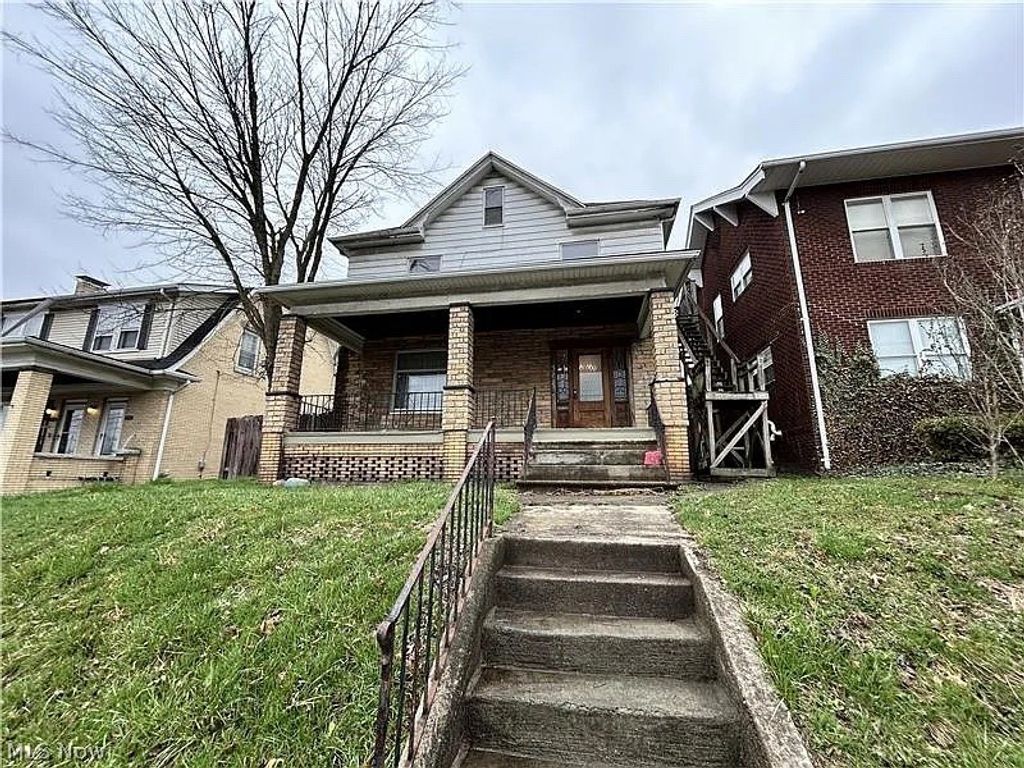 Photo of 377 Lawson AVE #2, Steubenville, OH 43952 (MLS # 5208154)