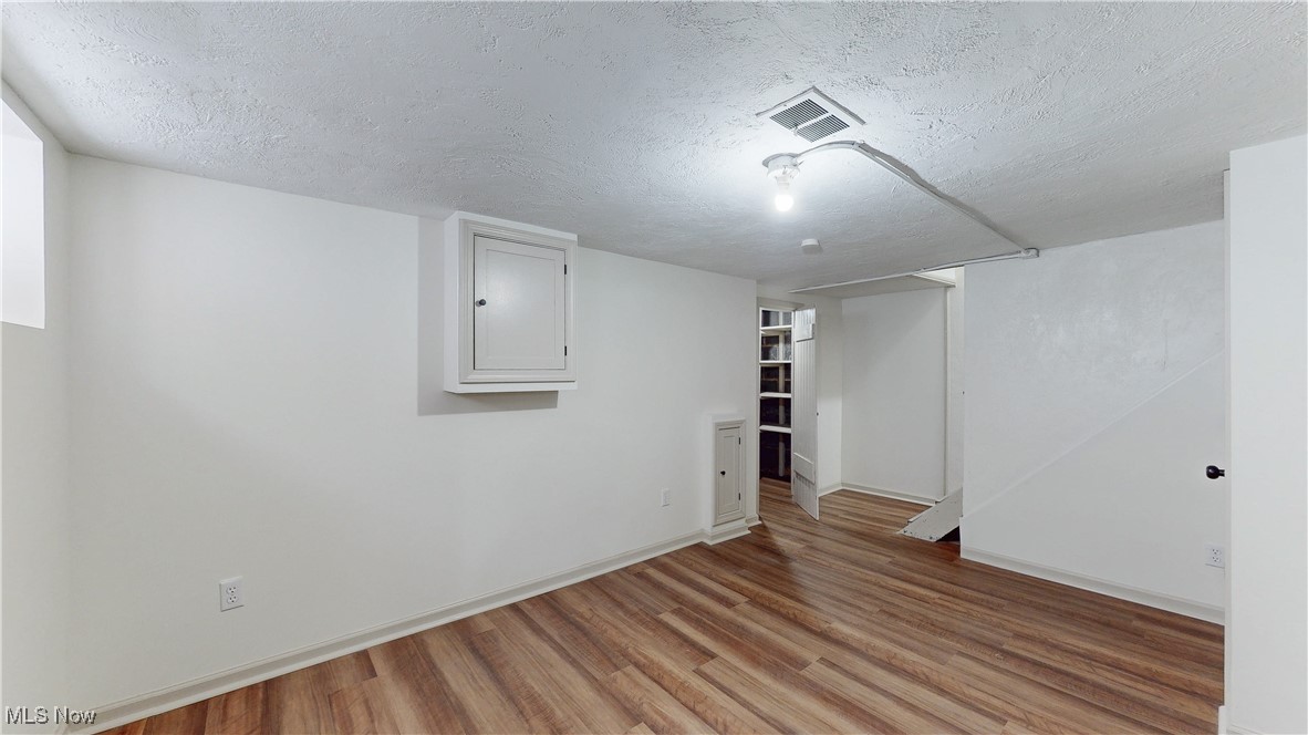 Warrensville Pk Sub - Residential