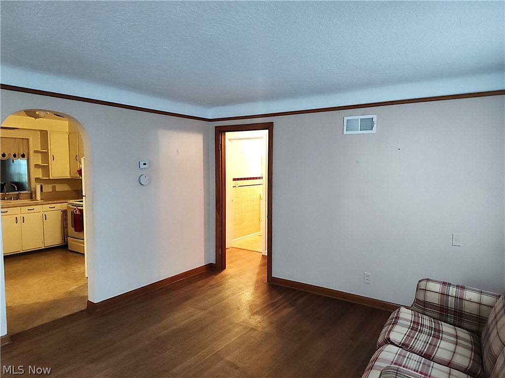 Holmes Trlife Estate - Residential