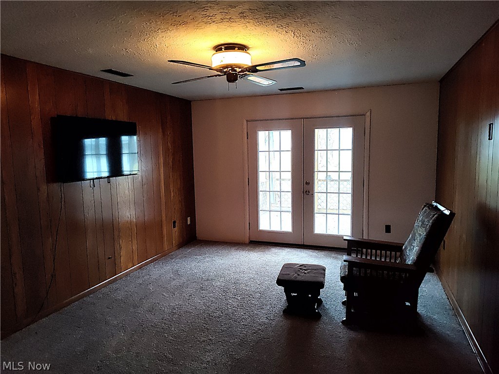 Holmes Trlife Estate - Residential