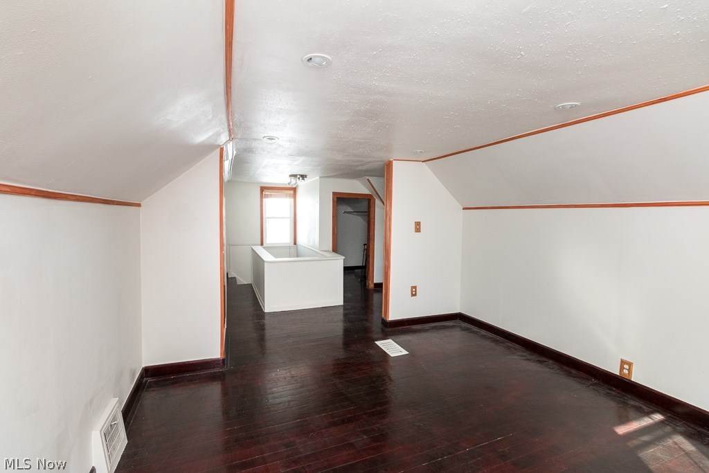 Ridgewood Gardens - Residential