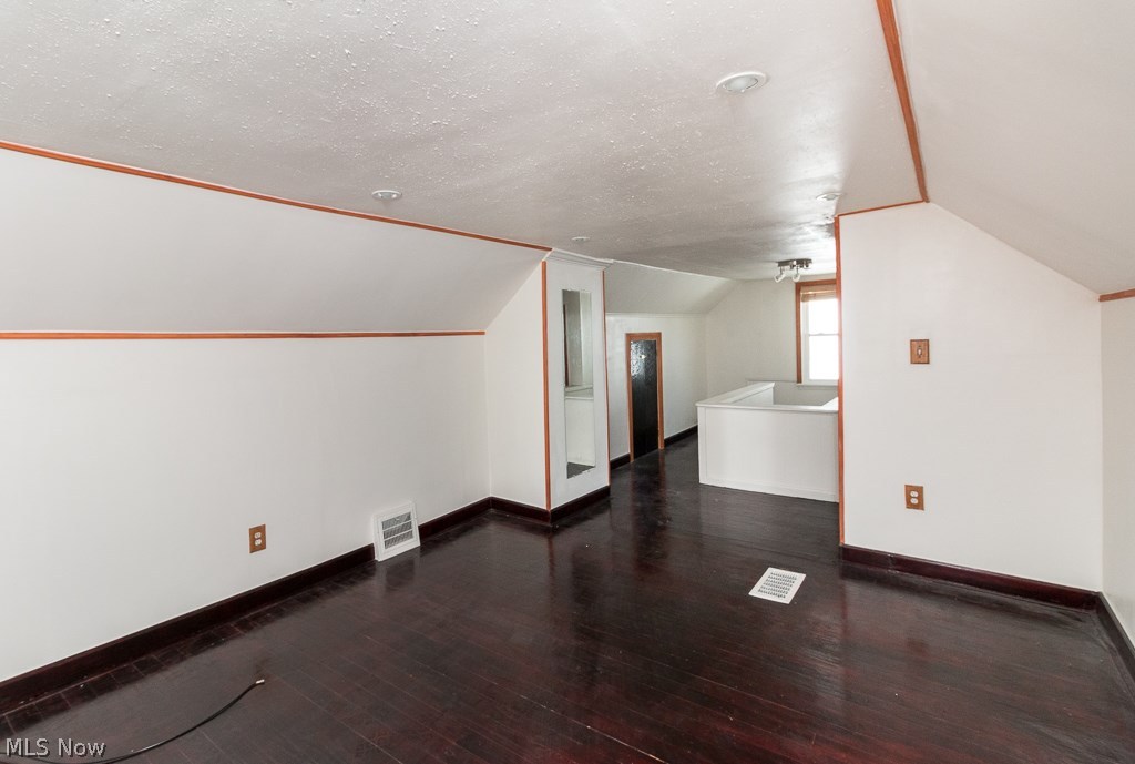 Ridgewood Gardens - Residential