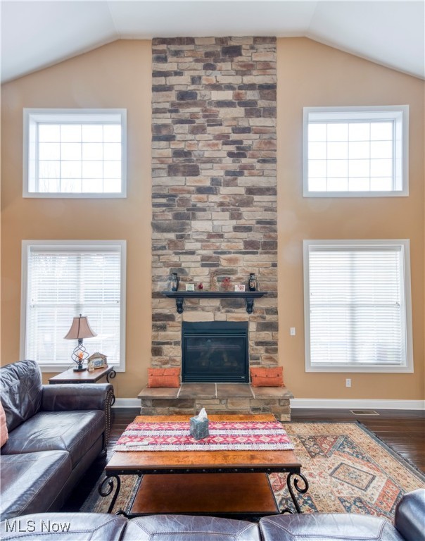 3082 Willowbrook Drive