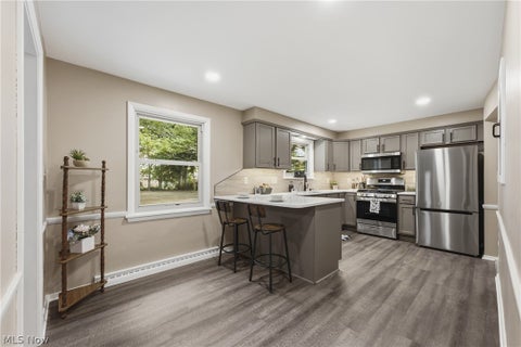 Tiny photo for 5111 Nave Street SW, Canton, OH 44706 (MLS # 5238348)