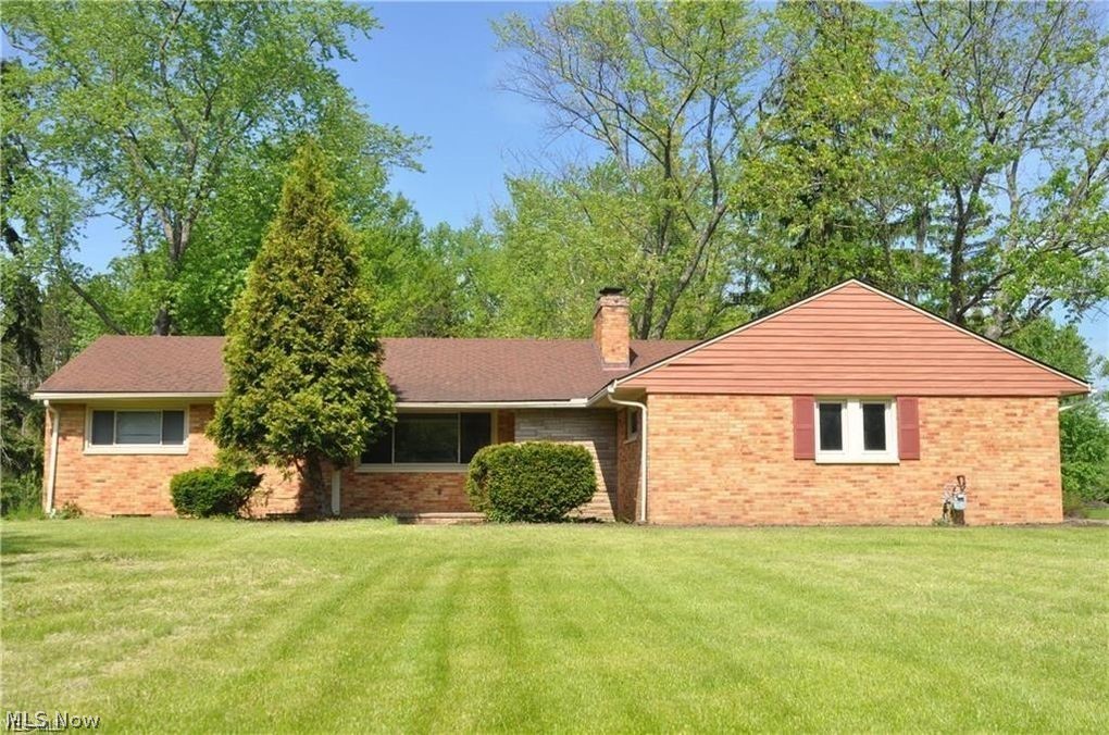 Lander Mdws - Residential