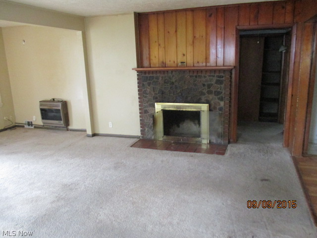 Willobee-On-The-Lake 01 - Residential