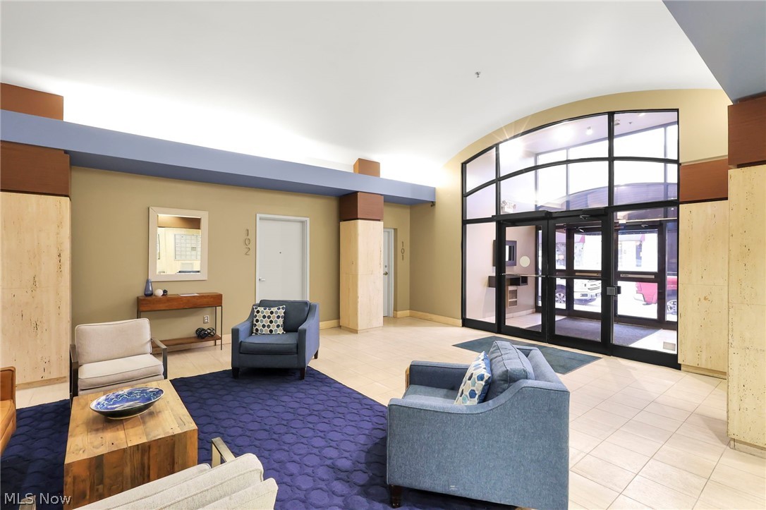 Cityview 03 Condos - Residential