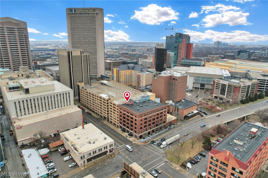 Cityview 03 Condos - Residential