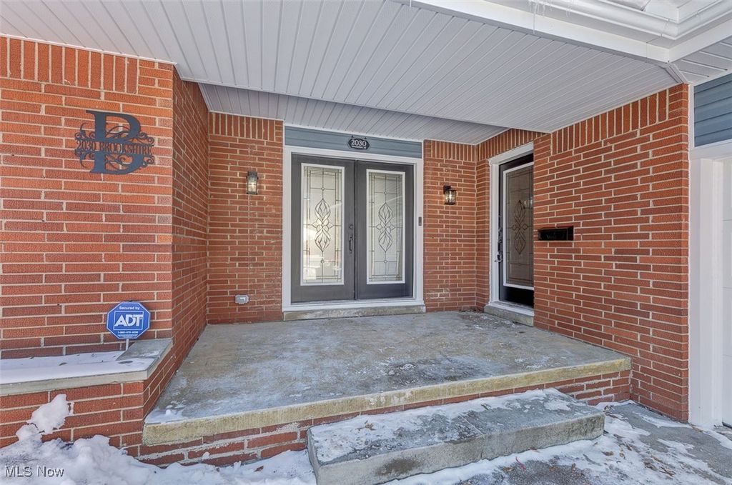 Photo of 2030 Brookshire Road, Akron, OH 44313 (MLS # 5184777)