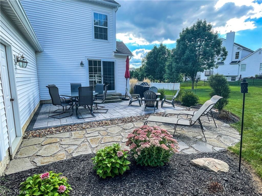 Lakeside Commons - Residential