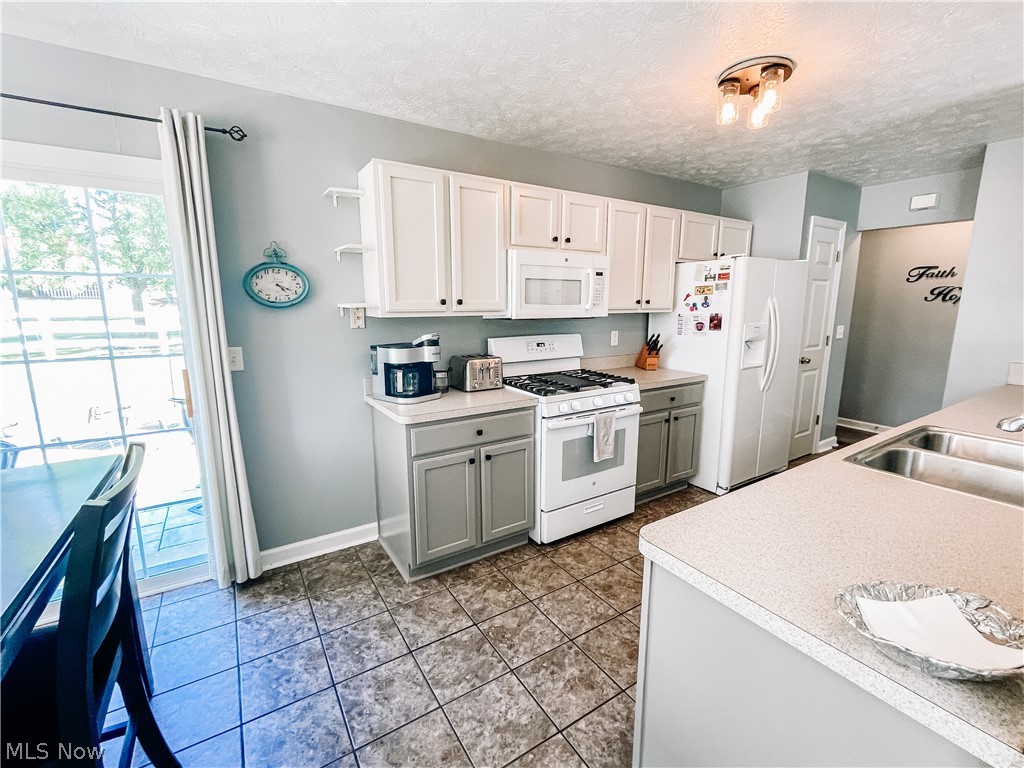 Lakeside Commons - Residential