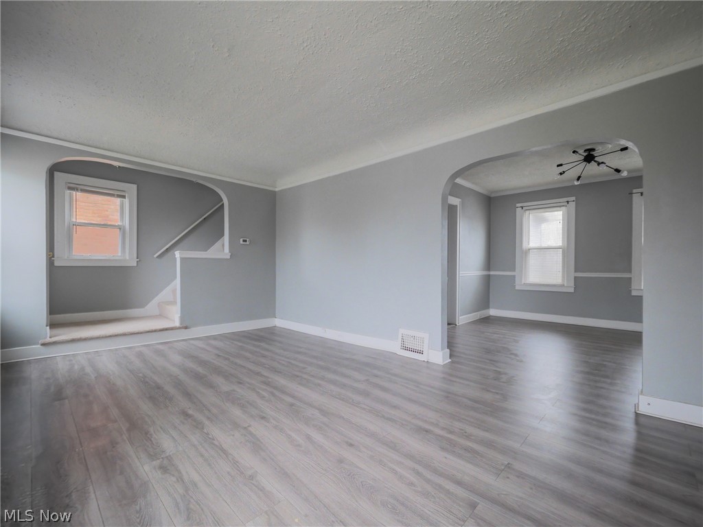 Walter H Tellings Oakmont - Residential