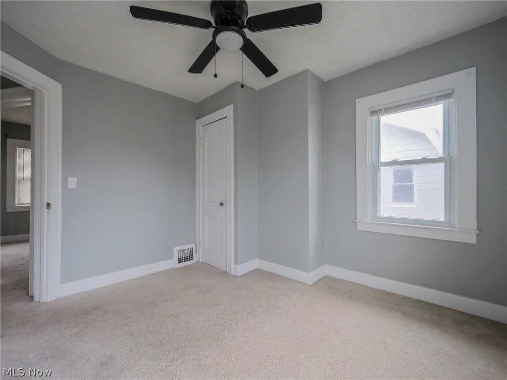 Walter H Tellings Oakmont - Residential