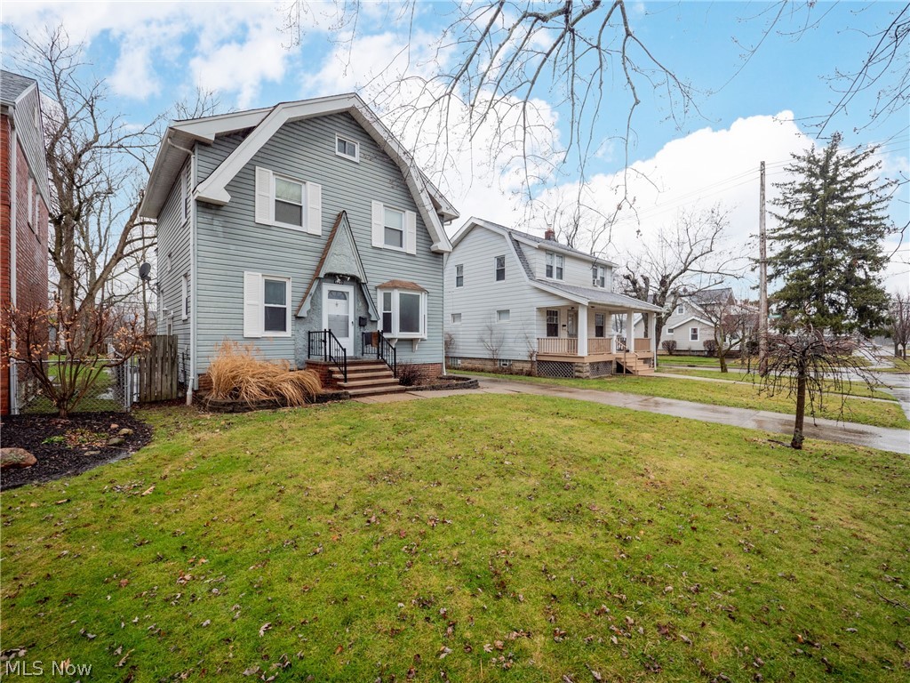 Walter H Tellings Oakmont - Residential