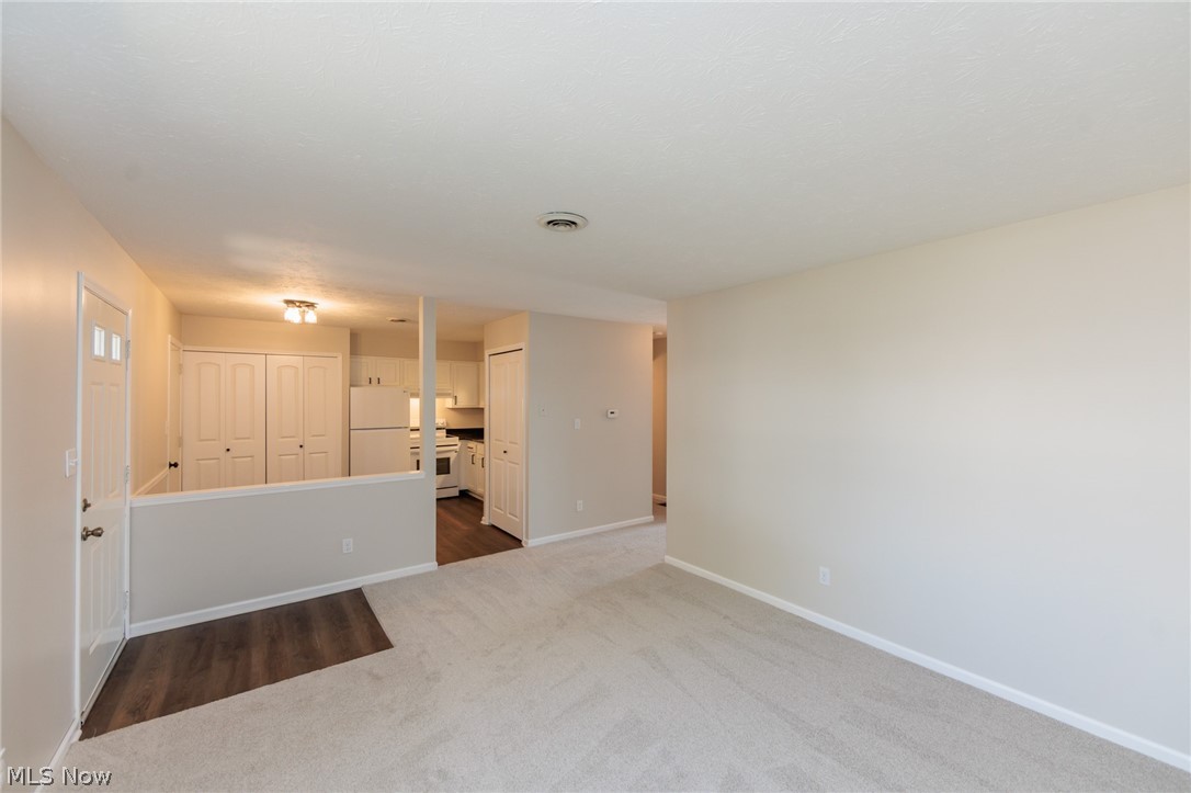 Greenwich Vill Condo - Residential