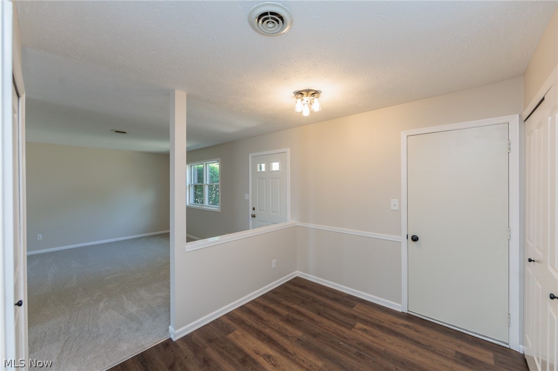 Greenwich Vill Condo - Residential