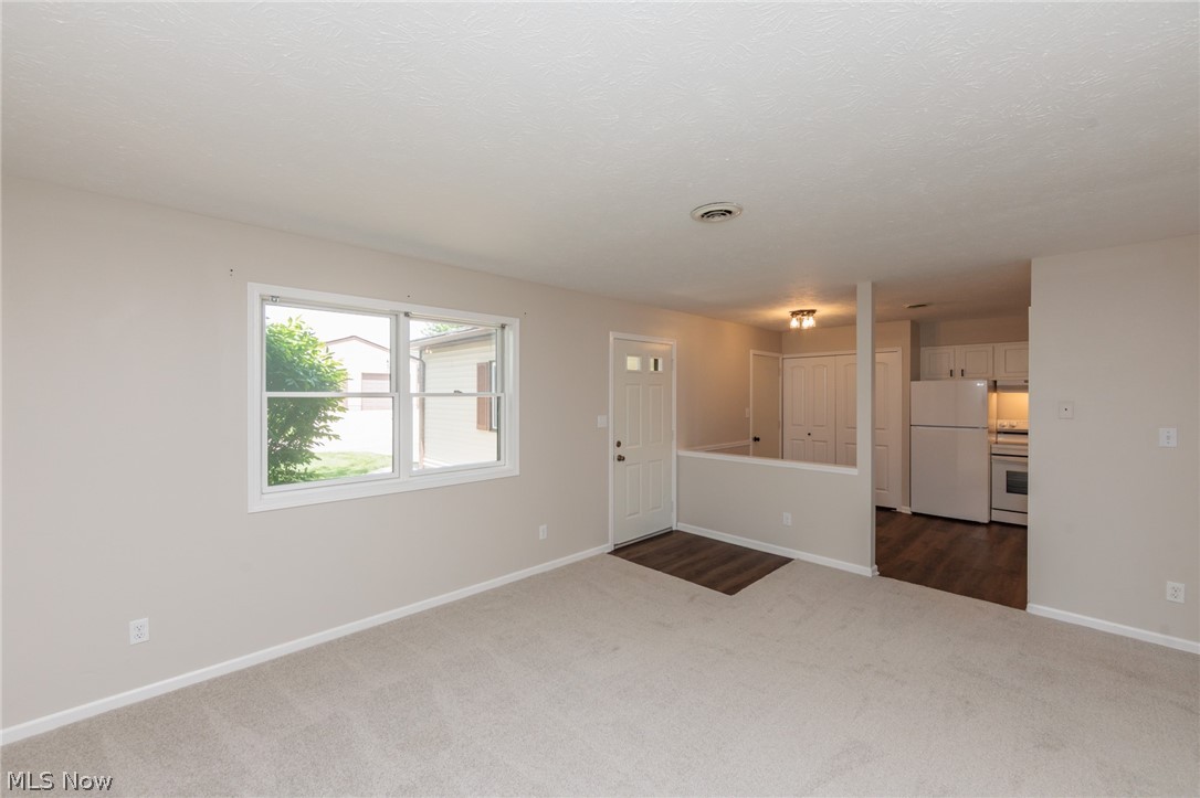 Greenwich Vill Condo - Residential
