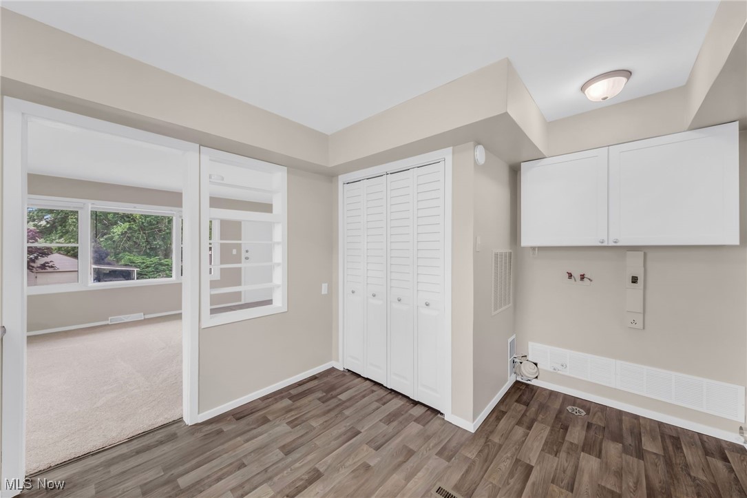 180 Glenn Street, Barberton, Ohio image 3