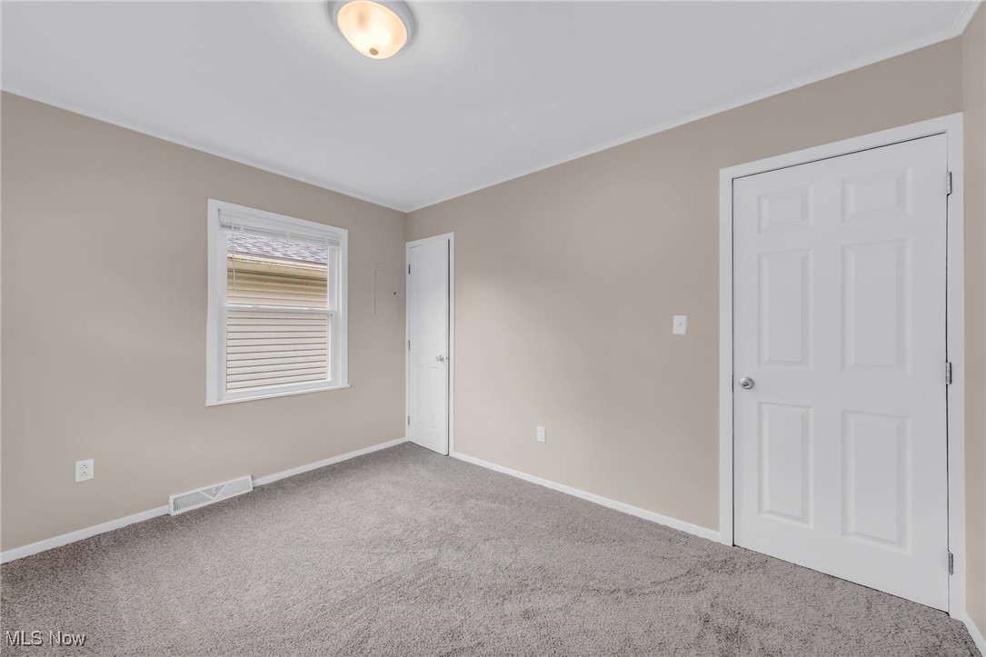 180 Glenn Street, Barberton, Ohio image 16